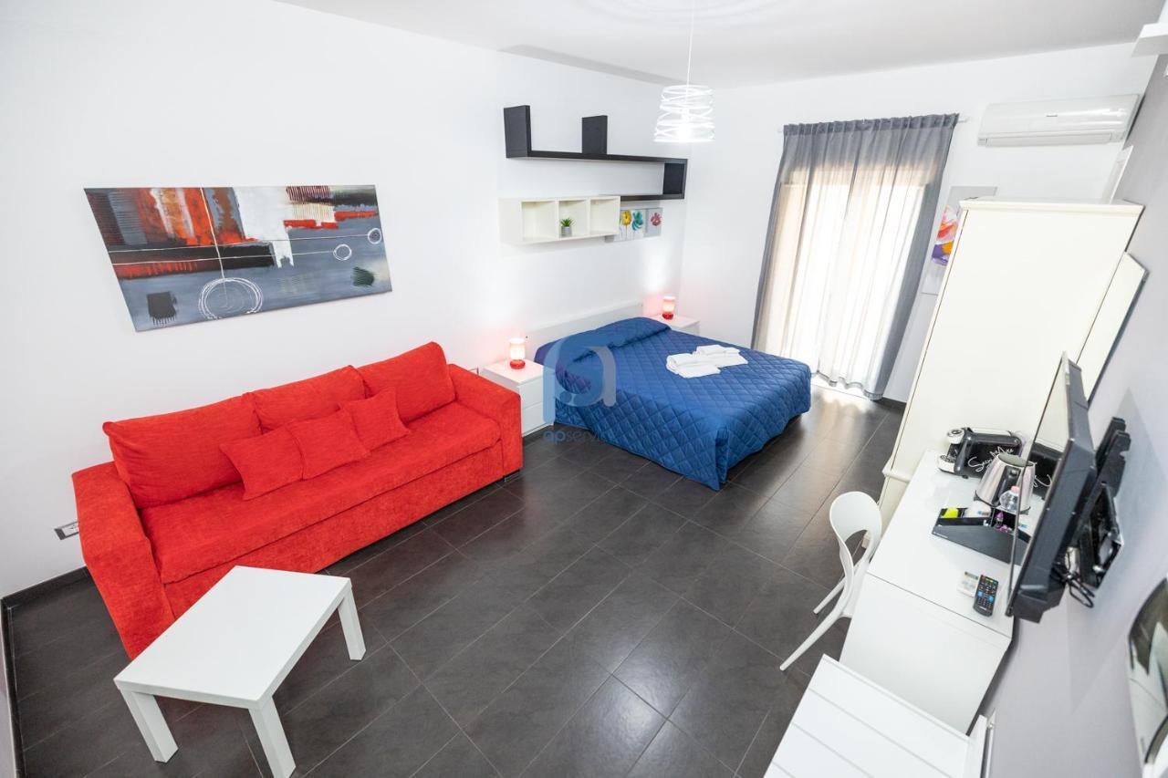 Il Vittoria Apartment Lascari Exterior foto